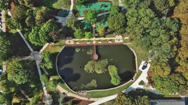 Grafika główna Przebudowa parku im. Marii i Lecha Kaczyńskich w Lęborku