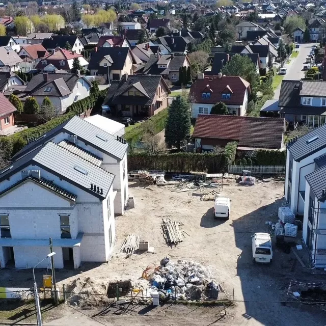 Grafika nr 3 szeregowiec na przedmieściach