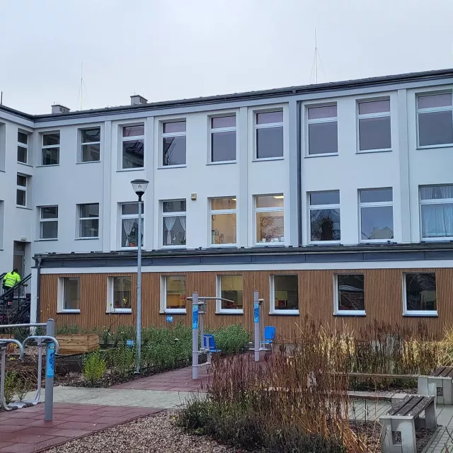 Grafika nr 3 Przebudowa hali sportowej