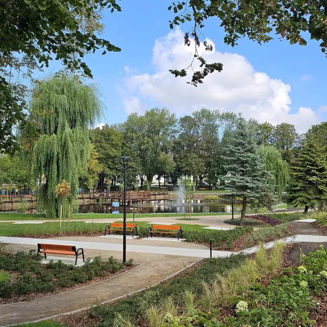 Grafika nr 3 Przebudowa parku im. Marii i Lecha Kaczyńskich w Lęborku