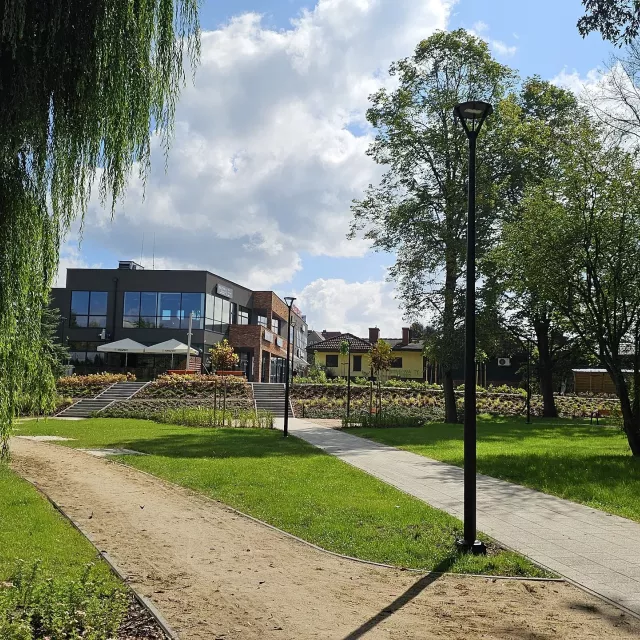 Grafika nr 19 Przebudowa parku im. Marii i Lecha Kaczyńskich w Lęborku